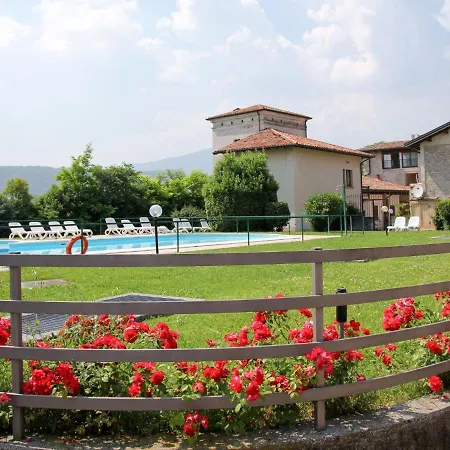 Colombaro Vecchio-6 By Interhome